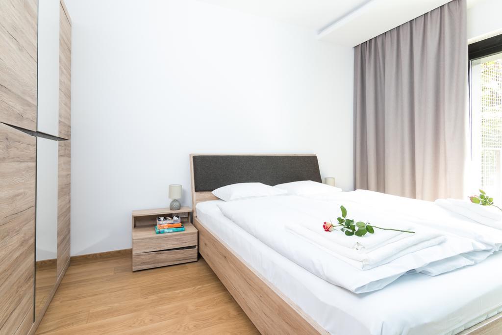 Cityheaven With Parking And Ac Cracóvia Exterior foto